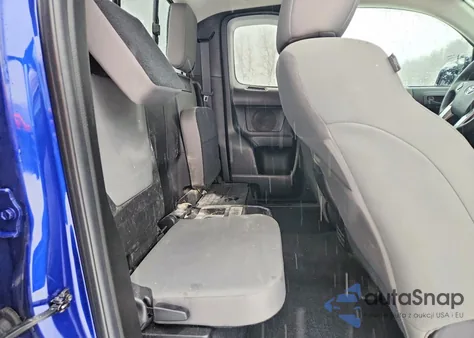 2022 Toyota Tacoma Access Cab z USA, uszkodzony, nr VIN 3TYSZ5AN3NT085379